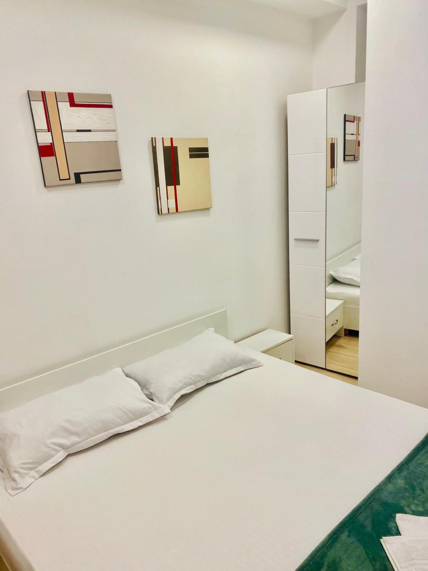 Cazan House Hostel บูคาเรสต์ ภายนอก รูปภาพ