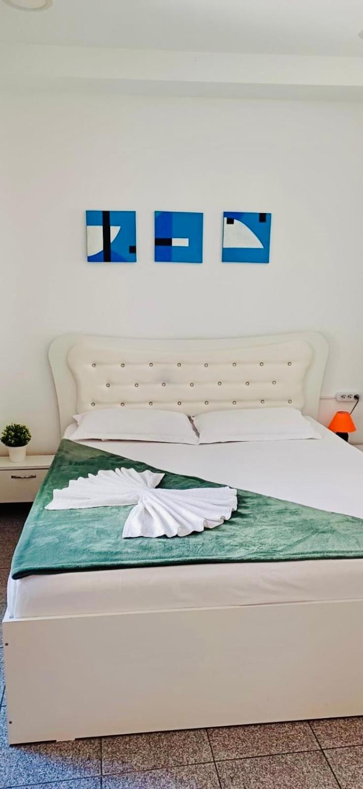 Cazan House Hostel บูคาเรสต์ ภายนอก รูปภาพ