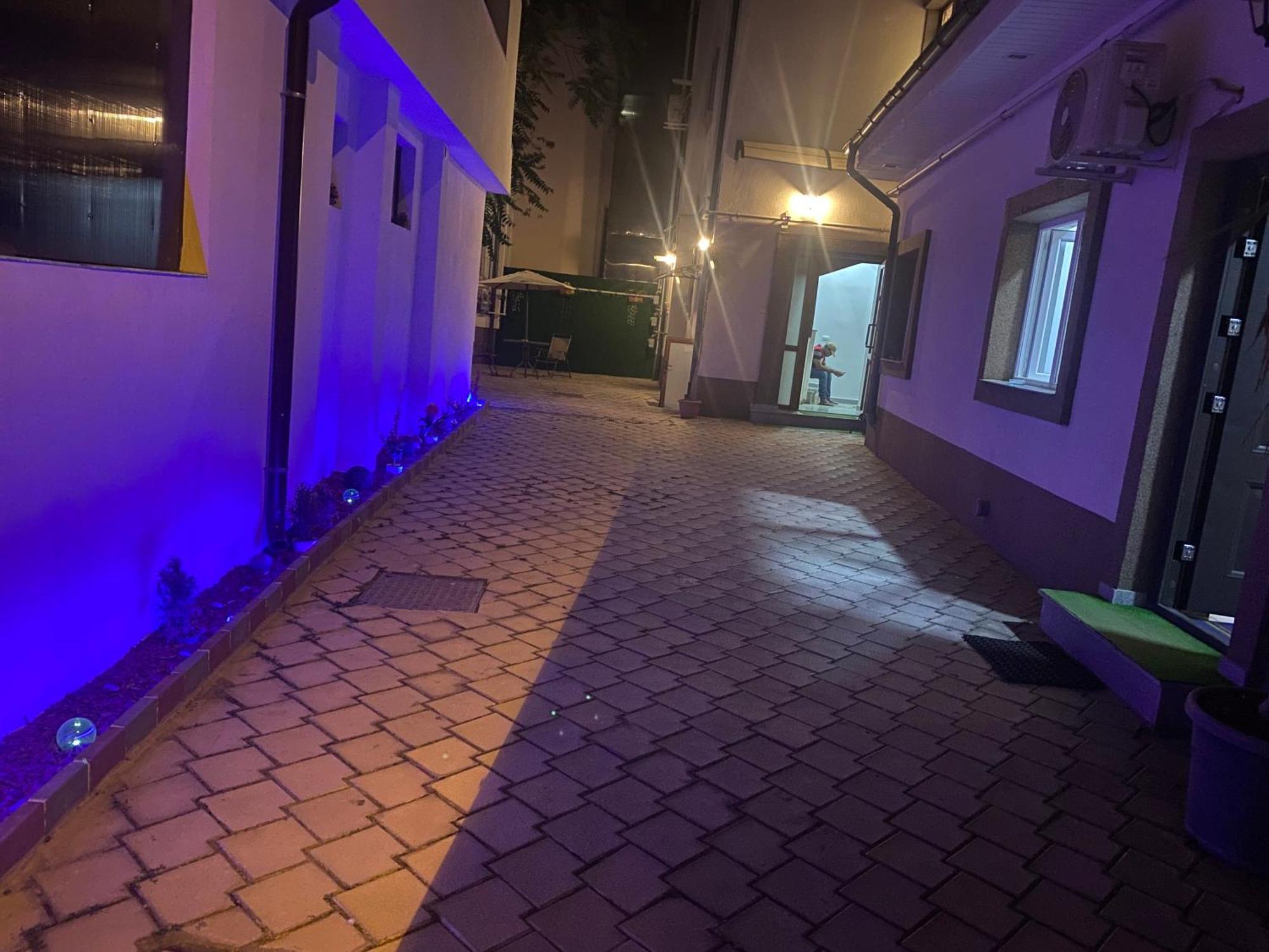 Cazan House Hostel บูคาเรสต์ ภายนอก รูปภาพ